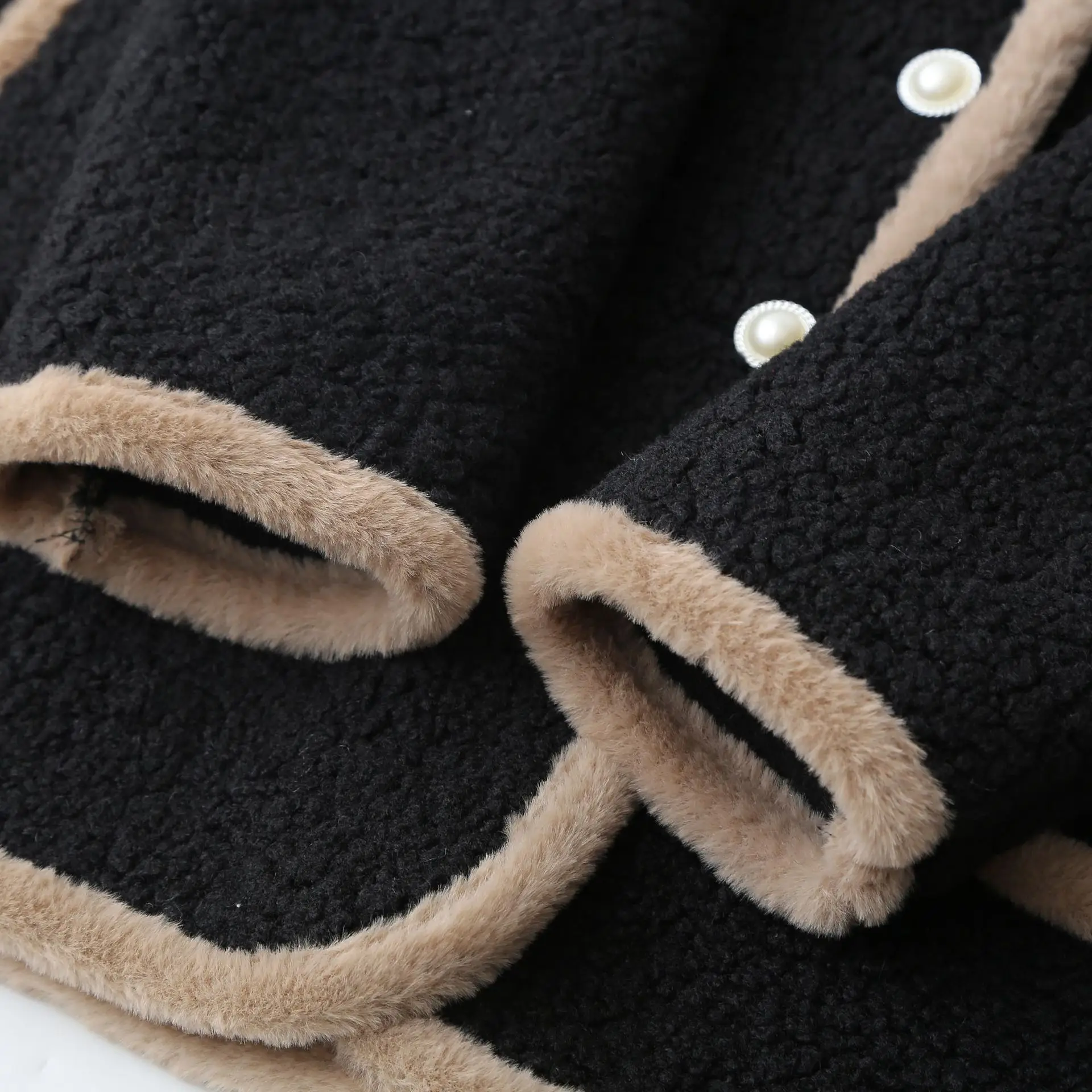 XXXXL Fashion Plus Size Women's Fleece Coat Winter Thickened V-neck Jacket With Chic Style Design Warm Cardigan Outerwear 8598