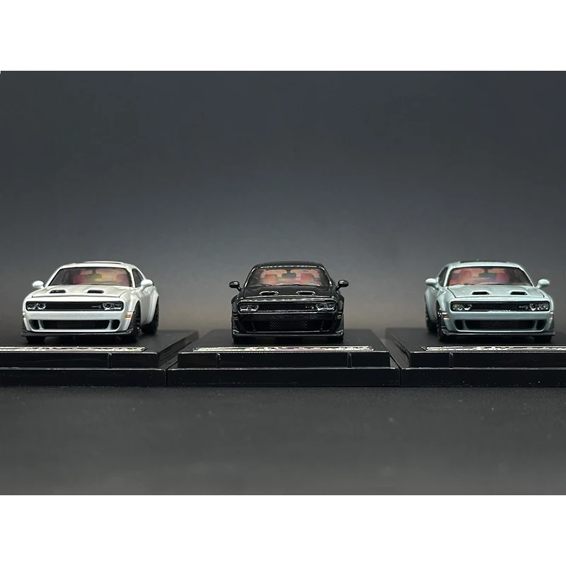 SH In Stock 1:64 SRT Hellcat Opened Hood Diecast Diorama Car Model Toys Stance Hunters 3