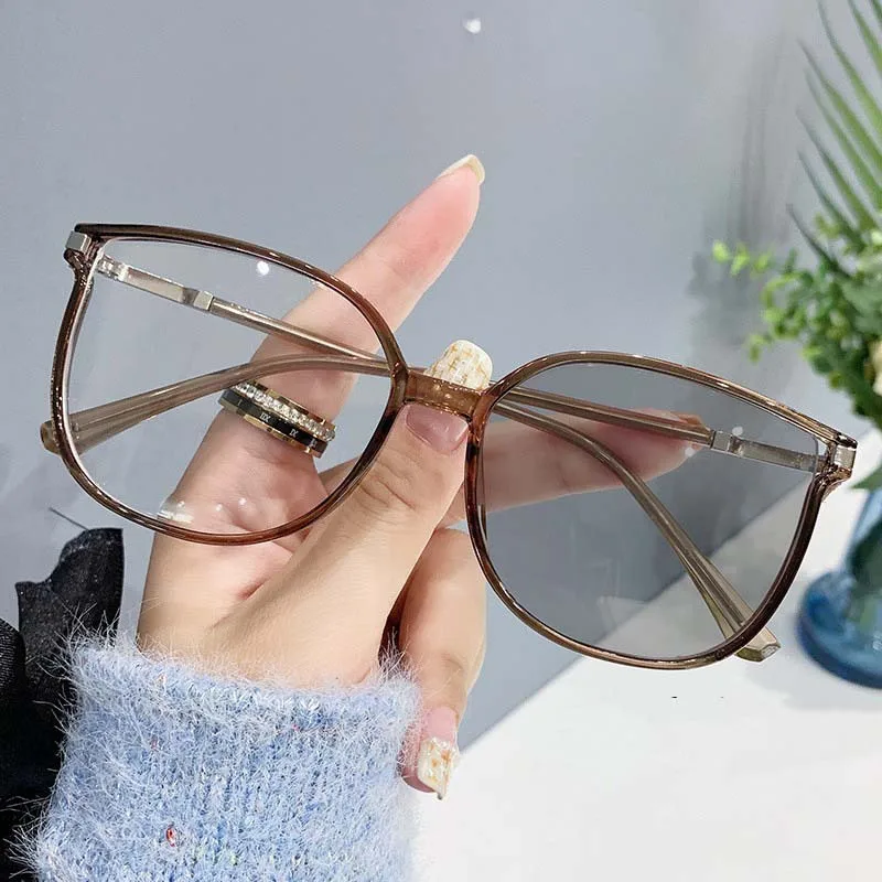 Photochrome Myopie-Brille für Damen, übergroße Brille mit funkelndem Rahmen, Outdoor-Sonnenbrille mit UV-Schutz, Nahsichtbrille – Detail 15