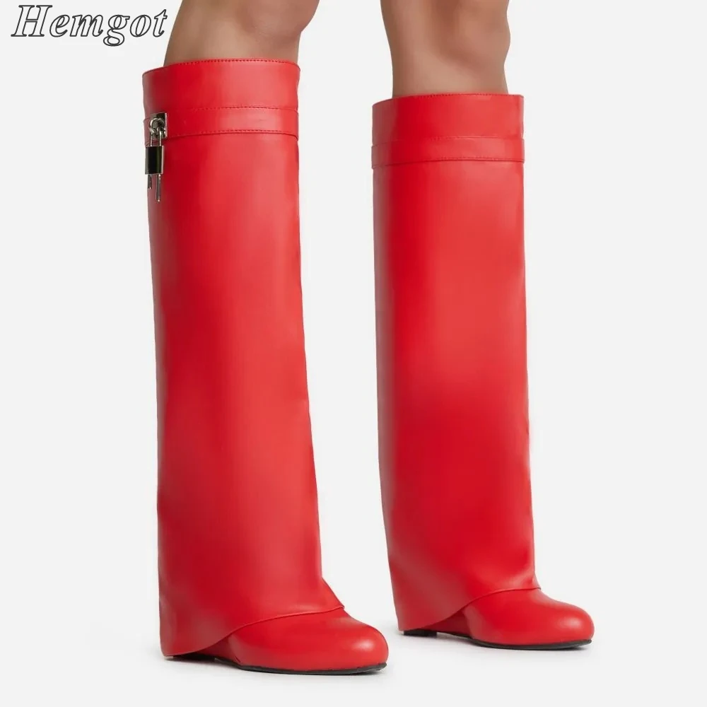 Рисунок 3 - Женские ботинки на толстом каблуке