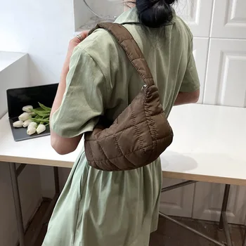 حقيبة كتف منتفخة مبطنة، محفظة مطرزة منقوشة تحت الإبط، حقيبة يد هوبو مبطنة ريترو للنساء 2