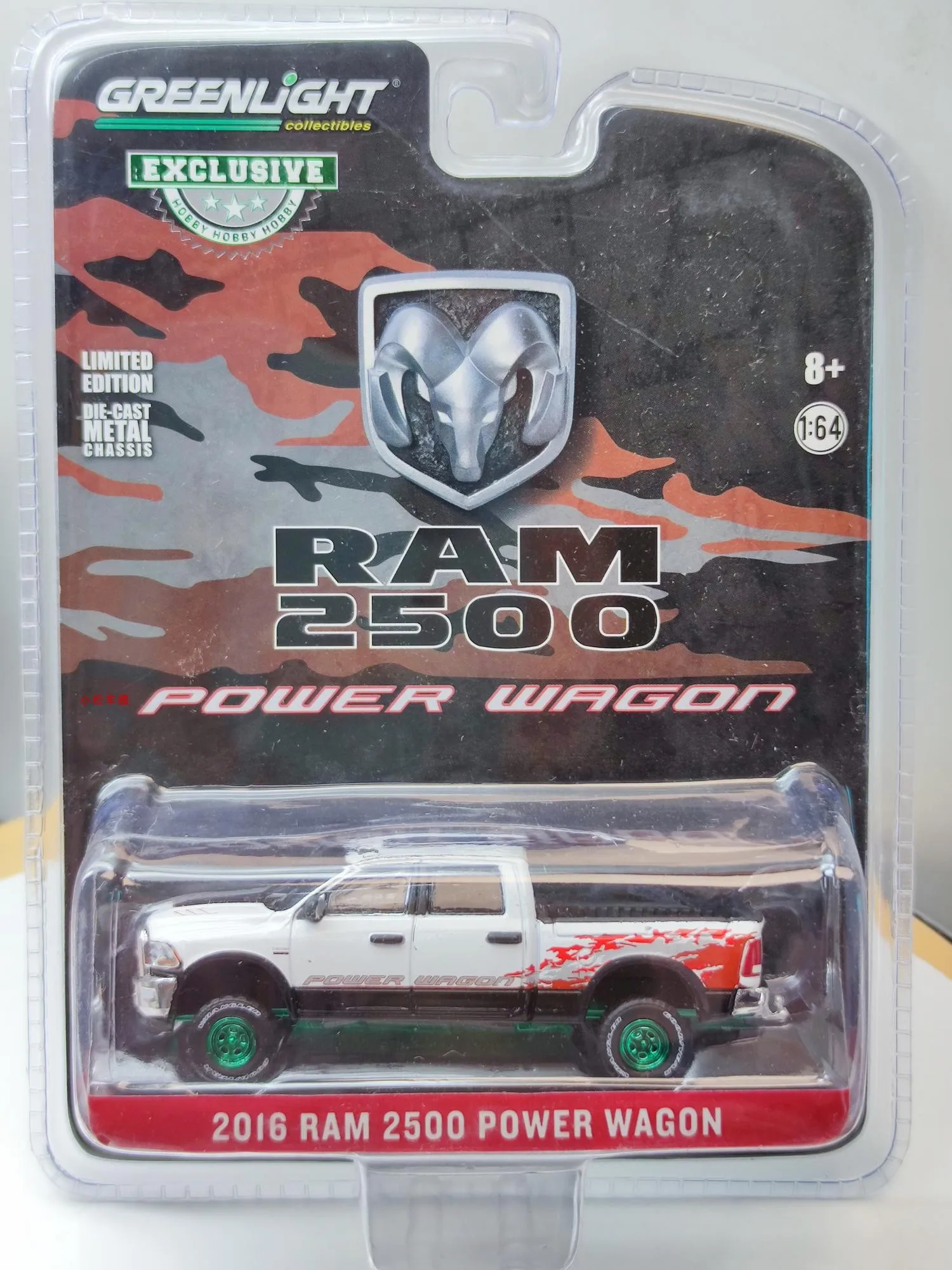 29982