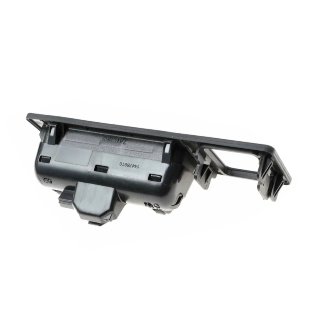 BMW F23 F22 F34 F30 F31 F80 F36 F33 F83用リアトランクリッドテール