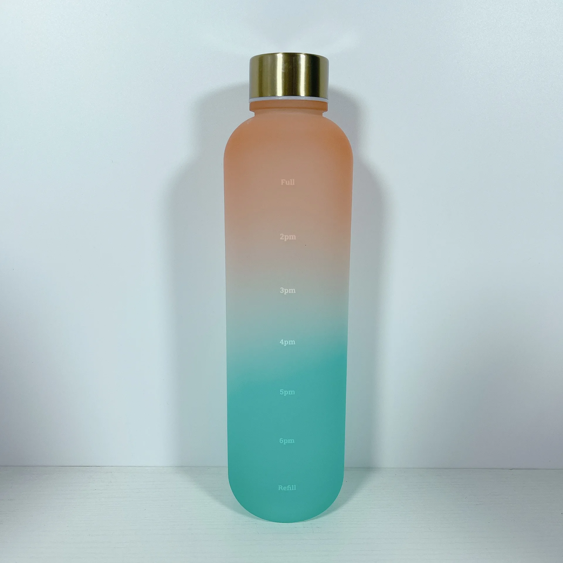 https://ae01.alicdn.com/kf/Sba9f0b6f9bdc41148b85be7409e02dfdW/2022-New-1L-Plastic-Space-Transparent-Frosted-Motivational-Reusable-Cup-Copper-Lid-Water-Bottle-With-Time.jpg