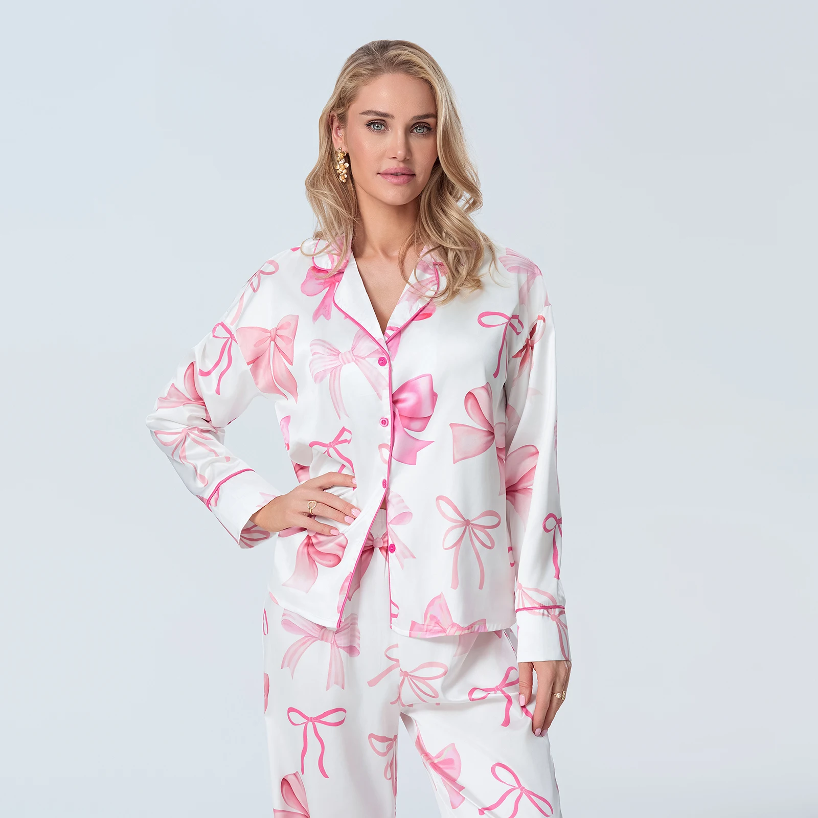 Daes 2-delige loungewear pak in rib stof gelieve een lijst van deze