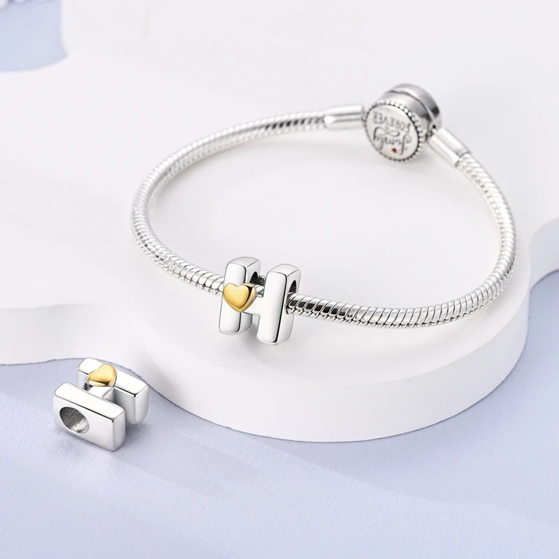 Neue Charms-Perlen aus 925er-Sterlingsilber, klassisches goldenes Herz, 26 Buchstaben, passend für Qikaola-Armbänder, glücklicher Geburtstag, DIY-Schmuck – Detail 19