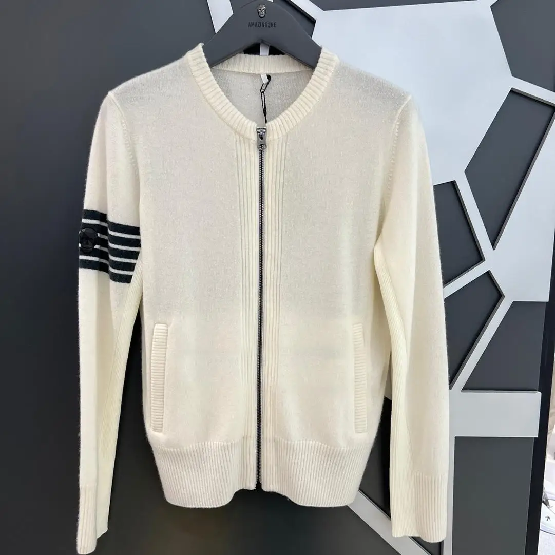 AMAZINGCRE Women's Golf Clothing Slim-fit Wool Casual Soft Warm Long-sleeved Knitted Sweater