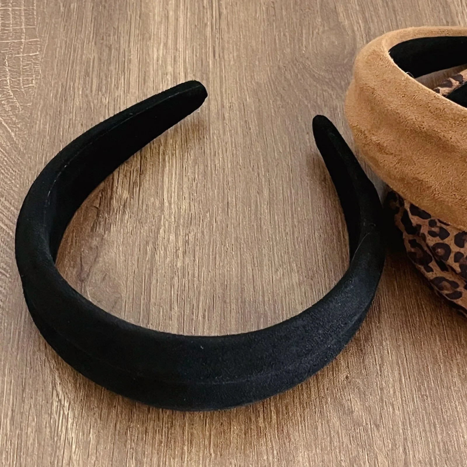 1PC Plush Wide-Brimmed Headbands For Women Leopard & Solid Color Hair Hoops Vintage Fashion Non-Slip Hair Accessories Stylish