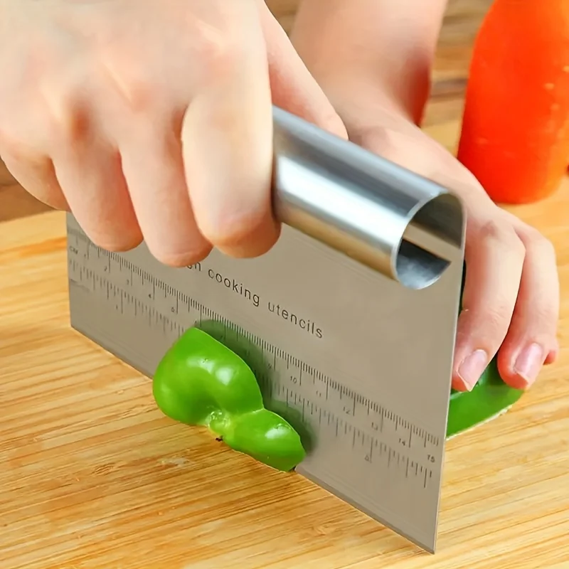 1pc Stainless Steel Bench Scraper,Pastry Cutter,Multifunctional Dough Tool with Built-In Ruler, Ergonomic Handle for Baking