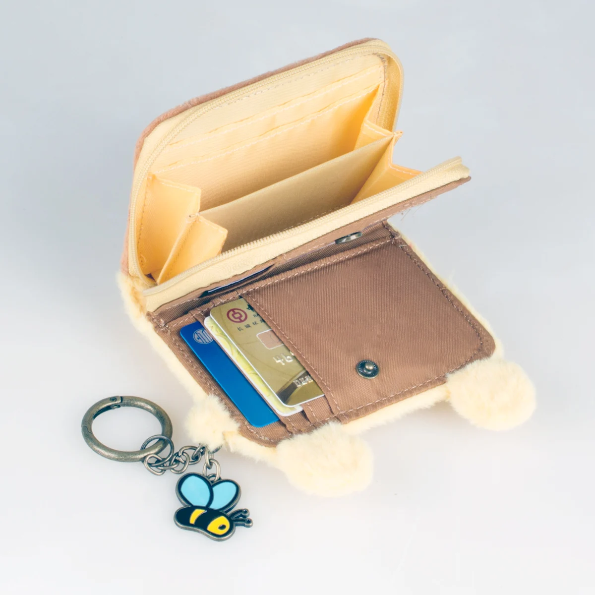 Disney Winnie the Pooh Plush 3D Wallet Fashion Personality Coin Purse Card Holder ID Window