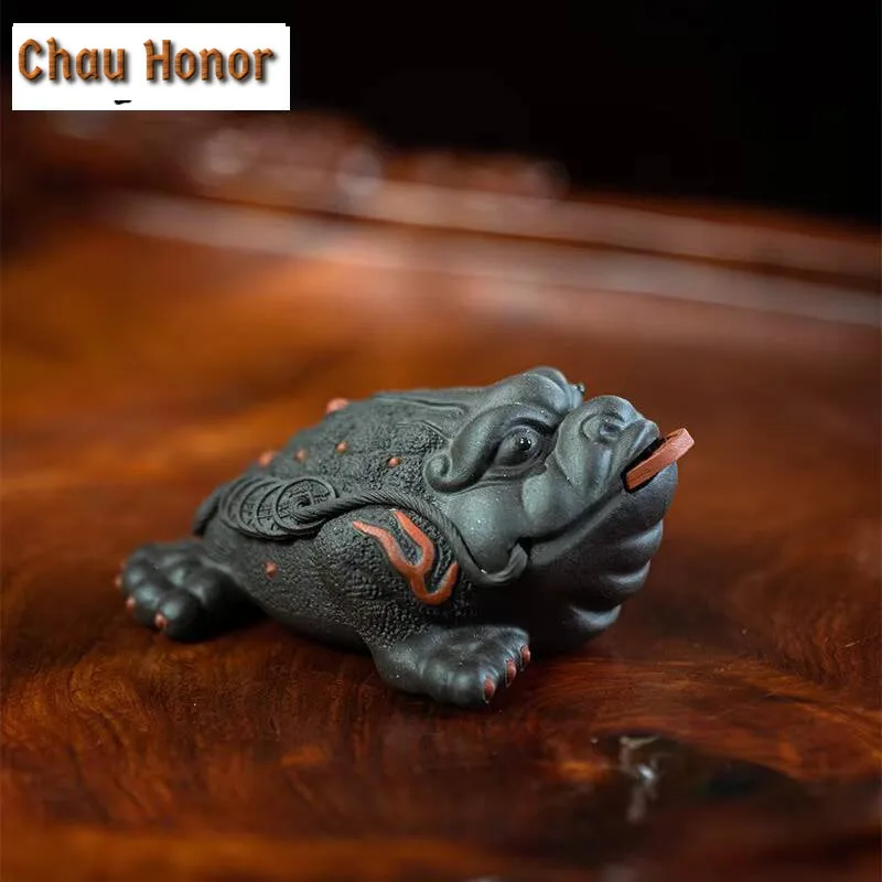 Boutique Purple Clay Tea Pet Lucky Golden Toad Statue Tea Figurine Ornaments Handmade Crafts Tea Set Decoration Accessories