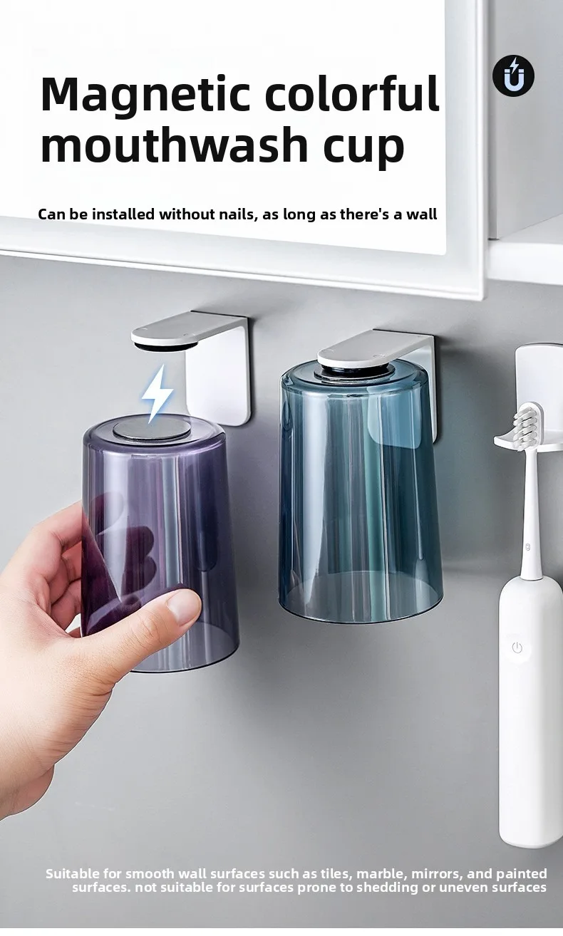 Bicchiere da bagno magnetico rovesciato con porta spazzolini_voghion.com