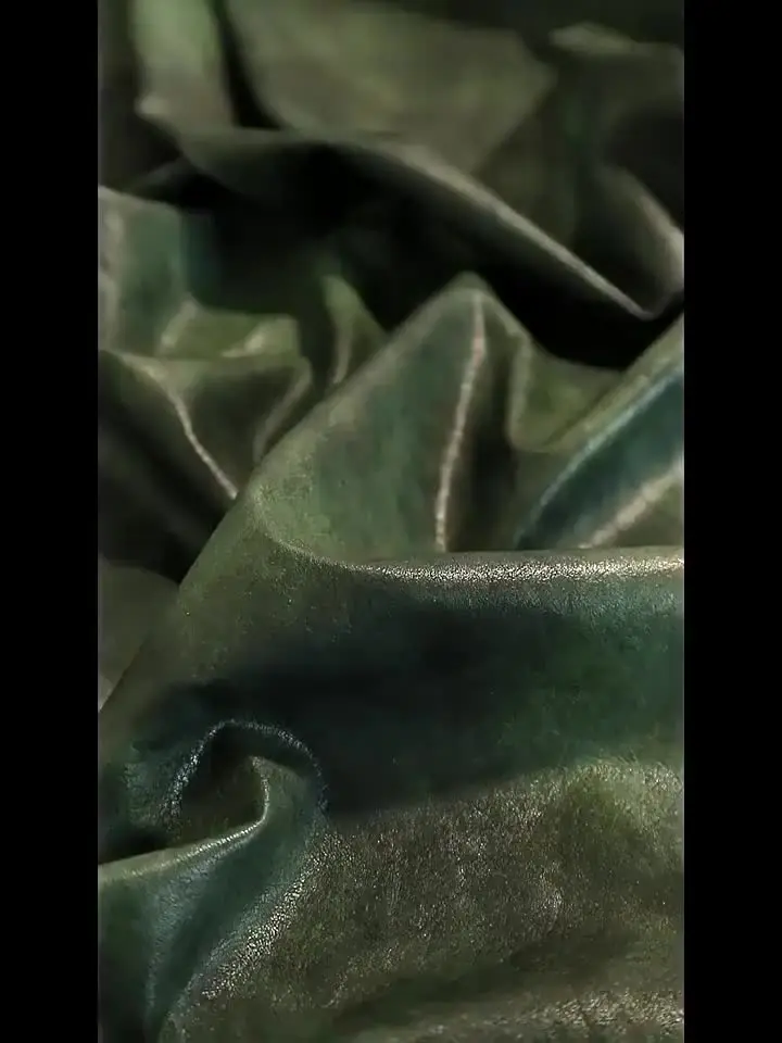 Переработанная искусственная кожа для пошива