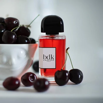 Profumo a Lunga Durata 100ml per Donna e Uomo, Fragranza Ciliegia, Pepe Rosa, Vaniglia Nera, Fava Tonka, Ambra, Spray Corpo, Deodorante Parfum