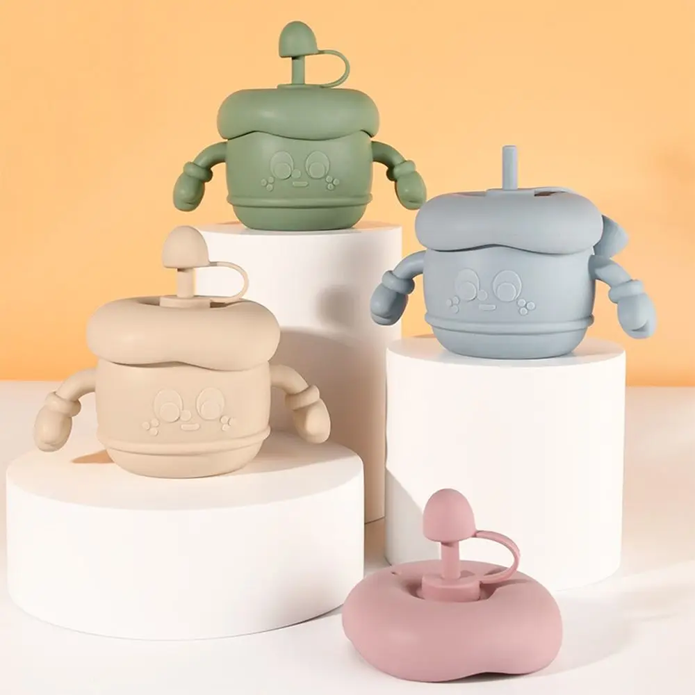 창의적인  훈련용 컵, 부드러운 실리콘 소재의 새지 않는 용 뚜껑 달린 컵, 미끄럼 방지 그립 용 빨대 물병