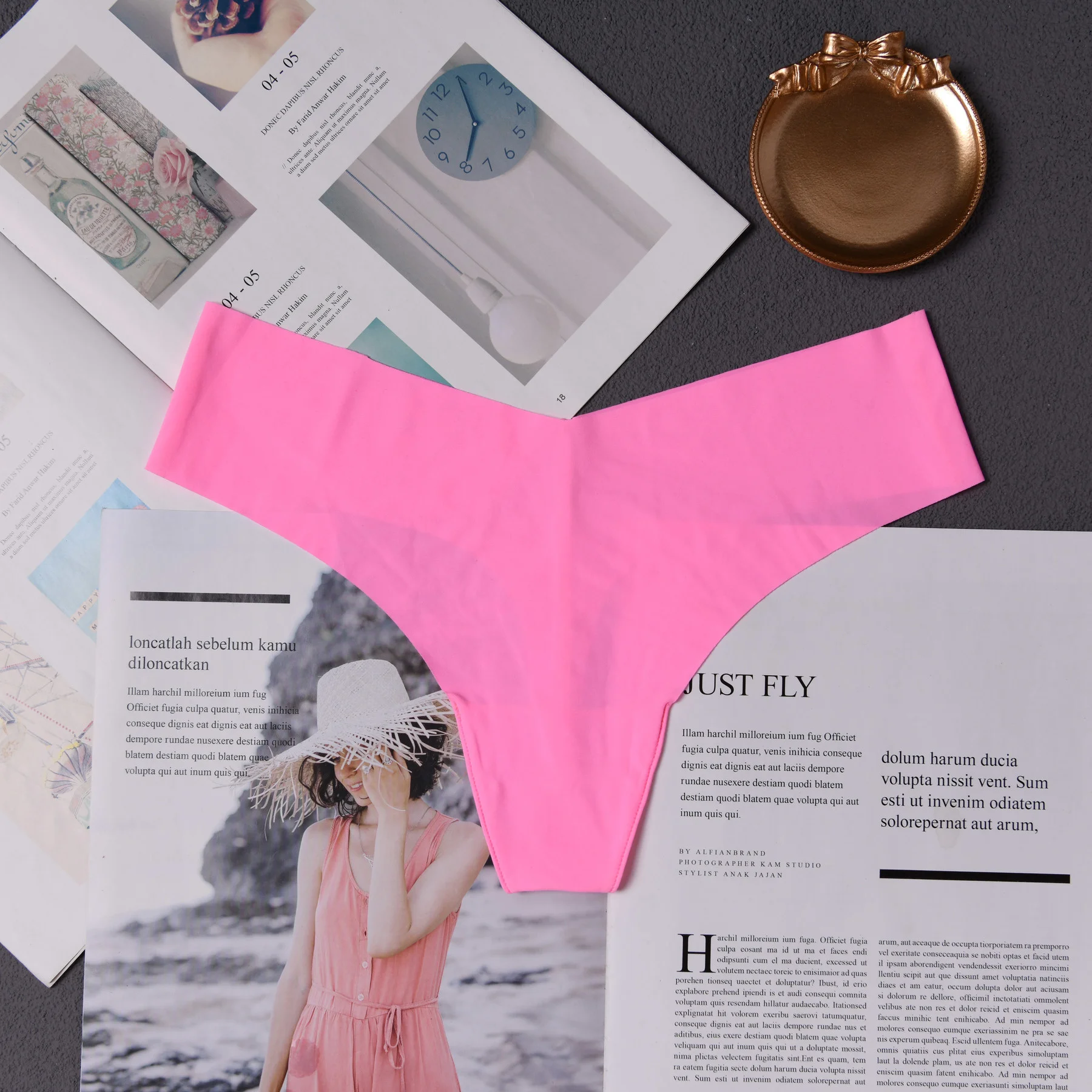 Женское нижнее белье с оборками, невидимые бесшовные трусики-стринги ...