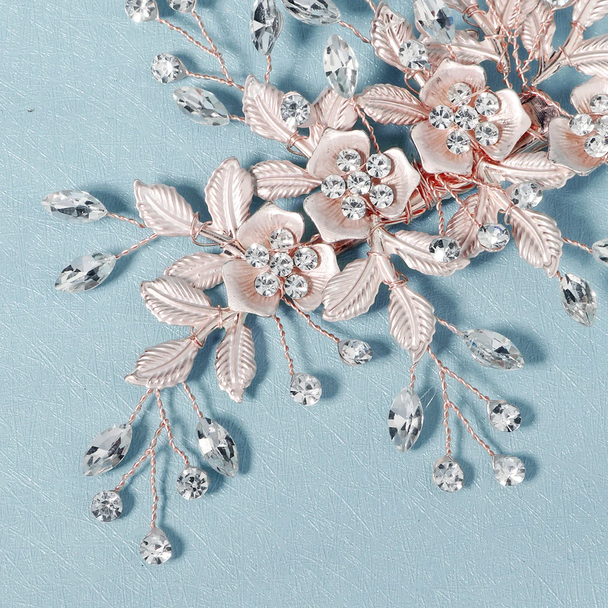 Handgemachte Legierung Blume Perle Haars pange Mode Haarschmuck Kopfschmuck Luxus Strass Haars pangen Brautjungfer Geschenke – Detail 6