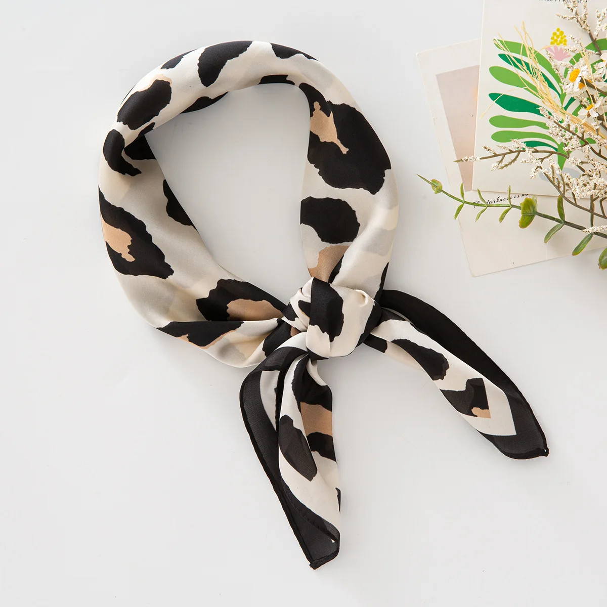 Fashionable Leopard Print Imitation Silk Silk Scarf Women's Small Square Scarf Decorative Scarf 1