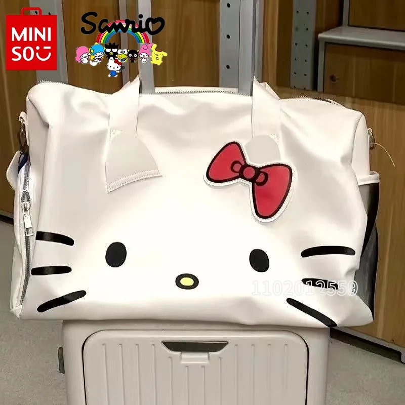 Рисунок 2 - Новая портативная дорожная сумка Hello Kitty