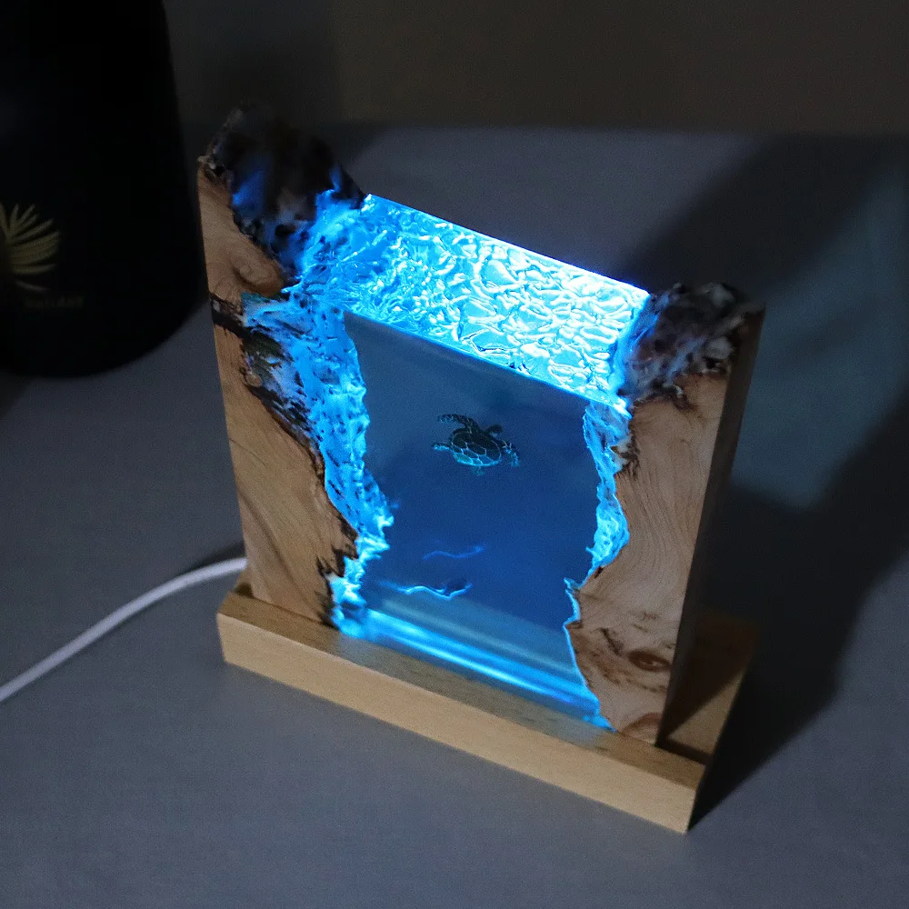 Seabed World Organism Resin Table Light Creactive Art Decoration Lamp Diver Turtle Theme Night Light USB Charge