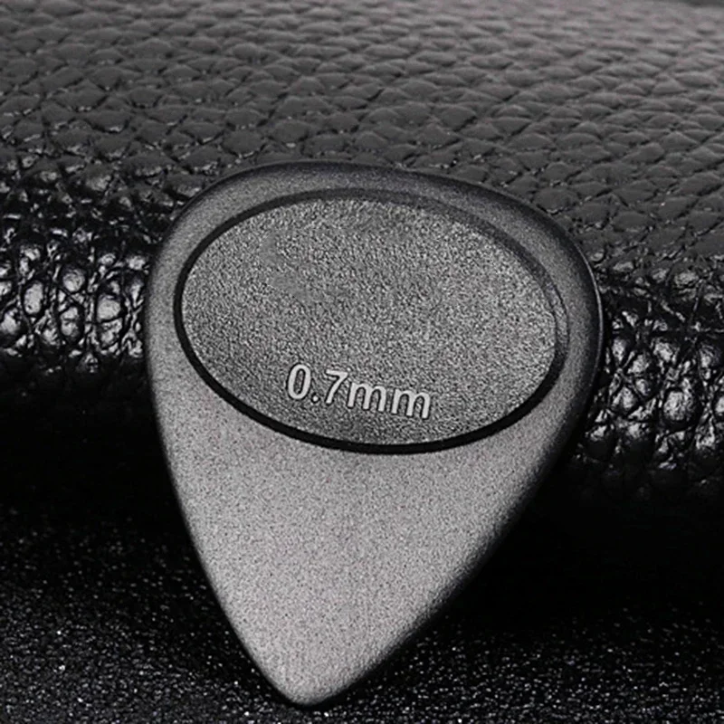 10pcs 0.7mm Guitar Pick Plectrum Acoustic Electric Toughness Anti Slip Design For Guitar Bass Ukelele Players PA Nylon Picks