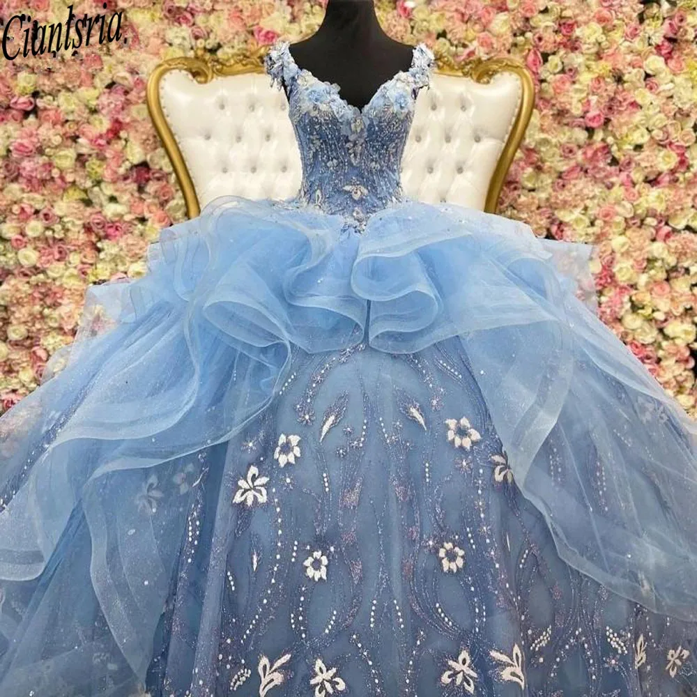 

2022 Light Sky Blue Princess Quinceanera Dress Off Shoulder Appliques Sequins Flowers Party Sweet 16 Gown Vestidos De 15 Años