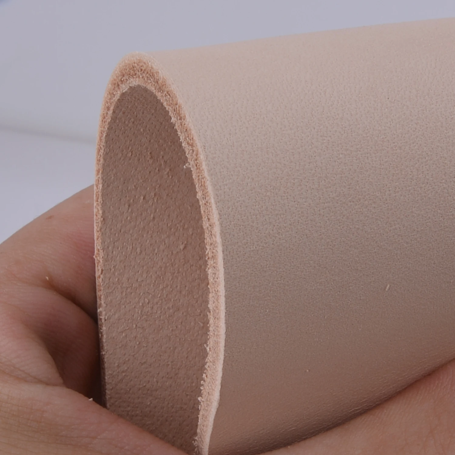 2파운드 풀 그레인 베지터블 태닝 소가죽 원색 가죽 조각 잔여물 3.0mm 두께