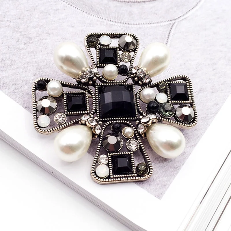 Retro Luxury Women Rhinestone Cross Baroque Brooch Elegant High