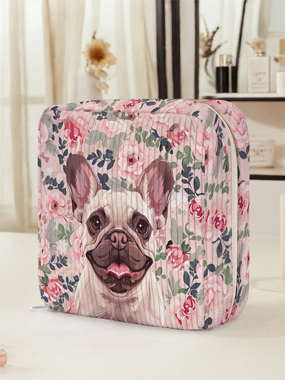 Cartoon dog and flower pattern printed sanitary napkin storage bag, women's lightweight tissue bag, sanitary tissue bag