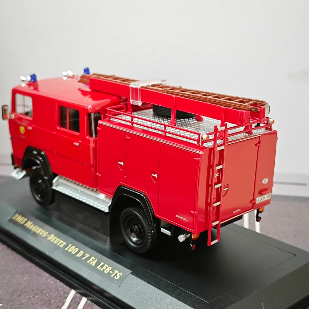 ★未使用★1/43 auto cult Magirus Faun F24 LF8 ☆未使用☆1/43 auto cult Magirus Faun F24 LF8 - メルカリ