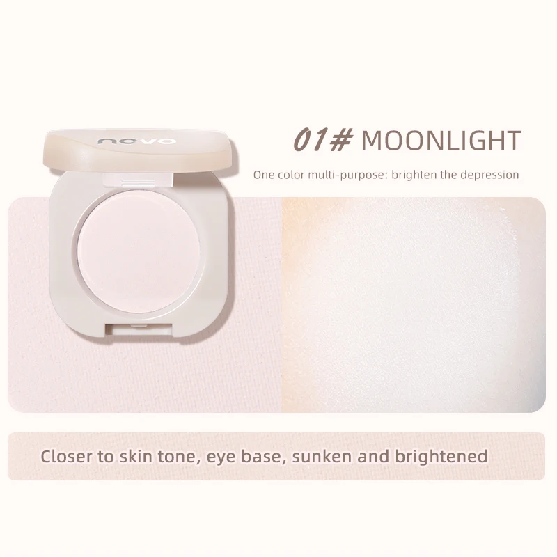 פלטת איפור עיניים מבריקה בגוון אפור מאט, ורוד וחום בצבעים מונוכרום, עמידה במים ומחזיקה לאורך זמן