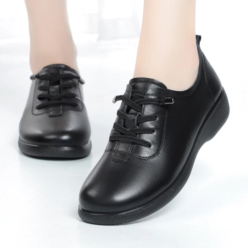 Women's Genuine Leather Cowhide Casual Shoes Loafers Ladies Flats Classic Round Toe Outside Shoes Woman Flats Soft Mom Shoes