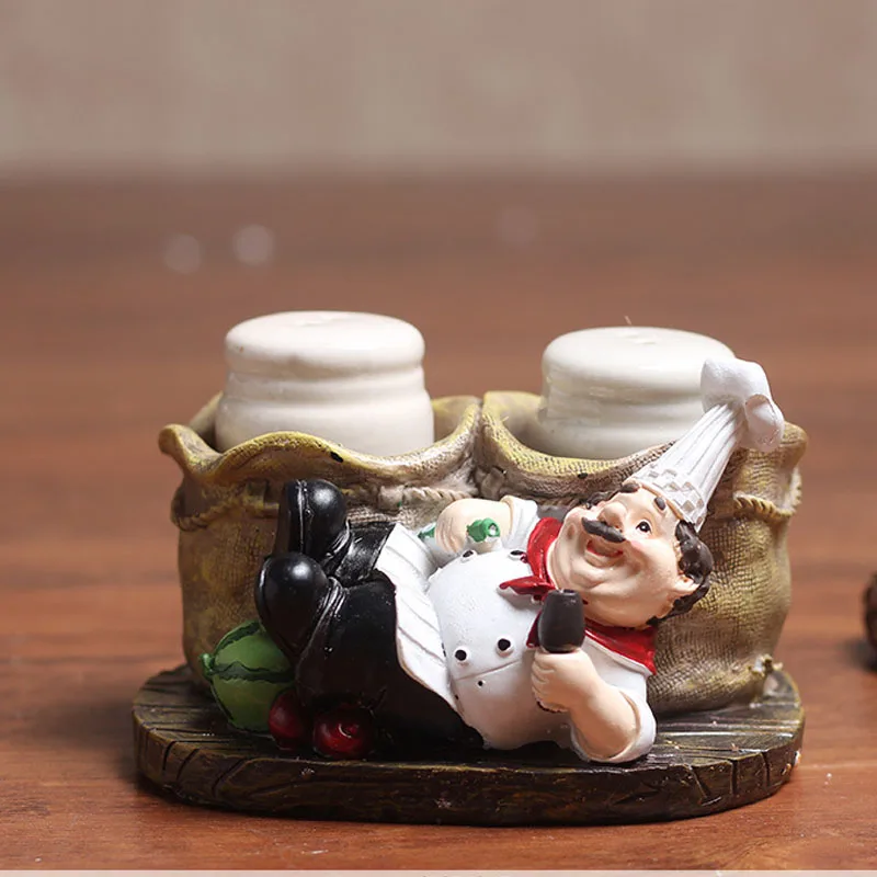 Kitchen Chef Cook Pepper Condiment Bottle Model Statue Miniature Figurine Gifts Crafts Resin Home Decoration Accessories TTBD85