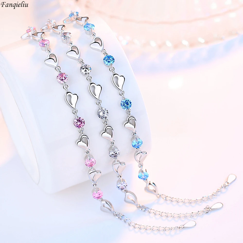 Steel Casual Wear Ladies Heart Shaped Silver Bracelet at Rs 3500/piece in  Surat