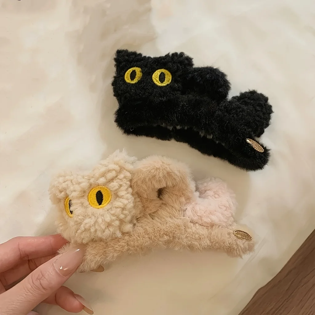 Plush Cat Claw Clip image 1