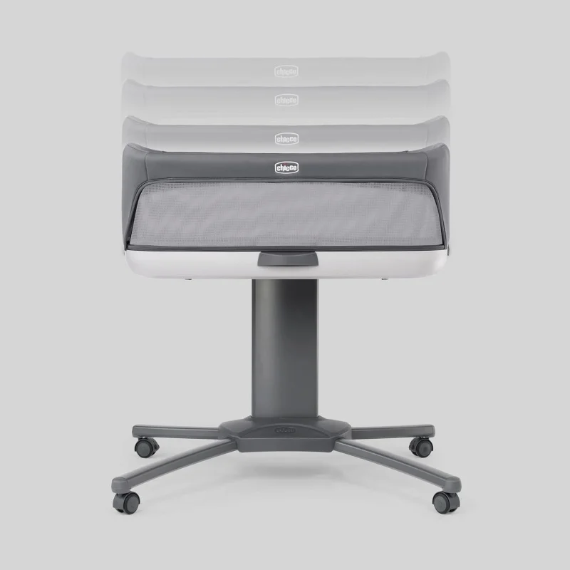 Chicco Close to You SE Bedside Bassinet with Wheels