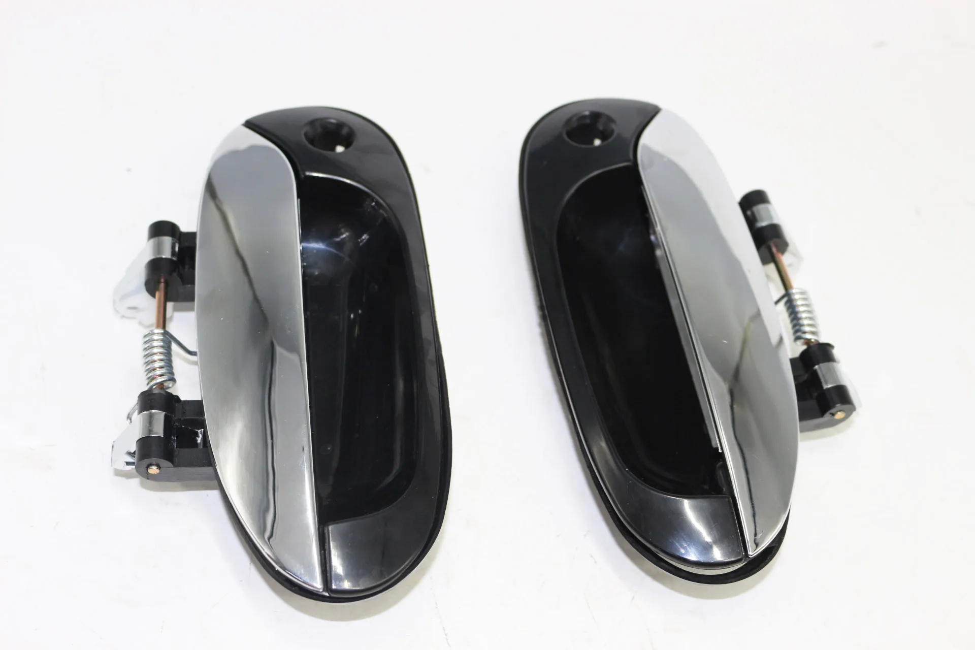 2Pcs 크롬 외부 도어 핸들 전면 LH + RH 승객 0K2FB58410 0K2FB58420 Kia Carens 2002-06 용