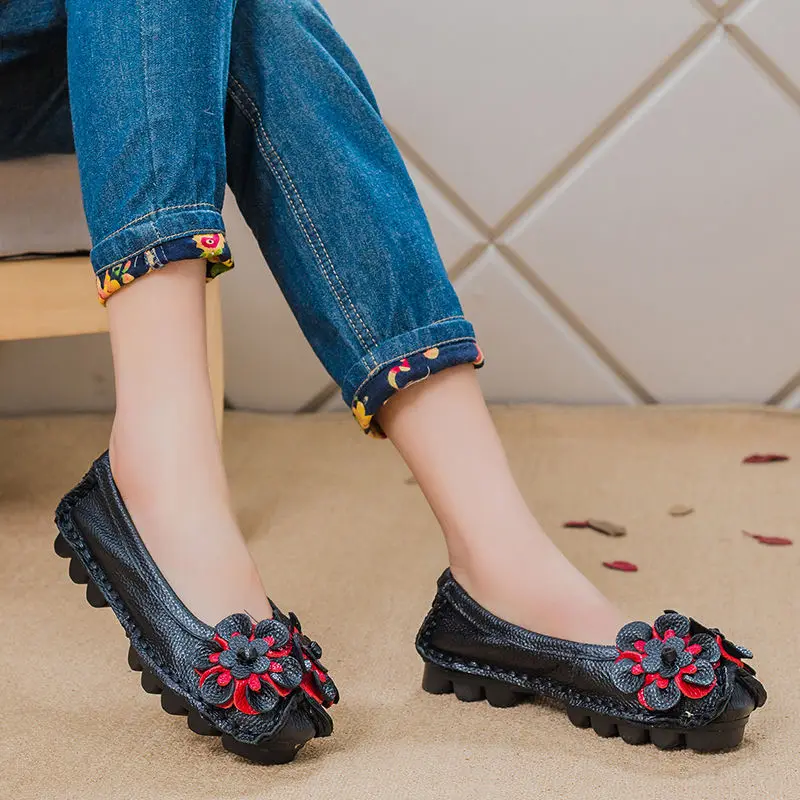 Top quality red floral genuine leather flats woman desginer blooming shallow moccasins retro luxury brand red mules