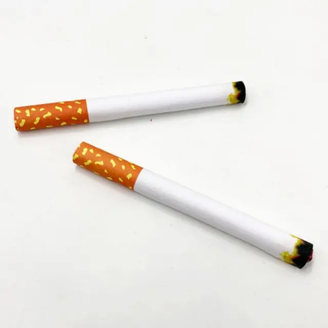 2 X SIGARETTE FINTE FUMO SIGARETTA PRATICA SCHERZO NOVITÀ ACCESSORIO ABITO  FANTASIA EUR 4,55 - PicClick IT