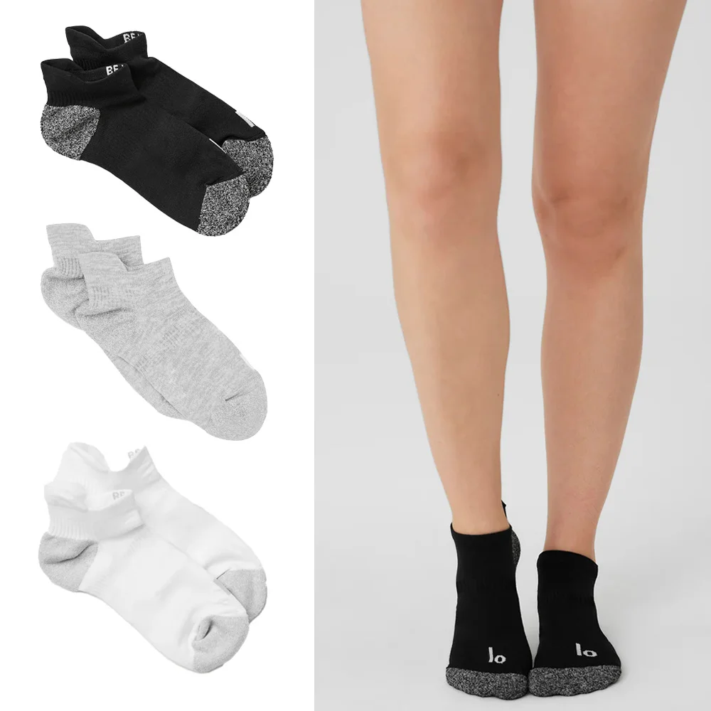 

LO Sports Cotton Yoga Socks Women's Comfortable Fit Label Summer Anti slip Invisible Cotton Socks Ankle Socks