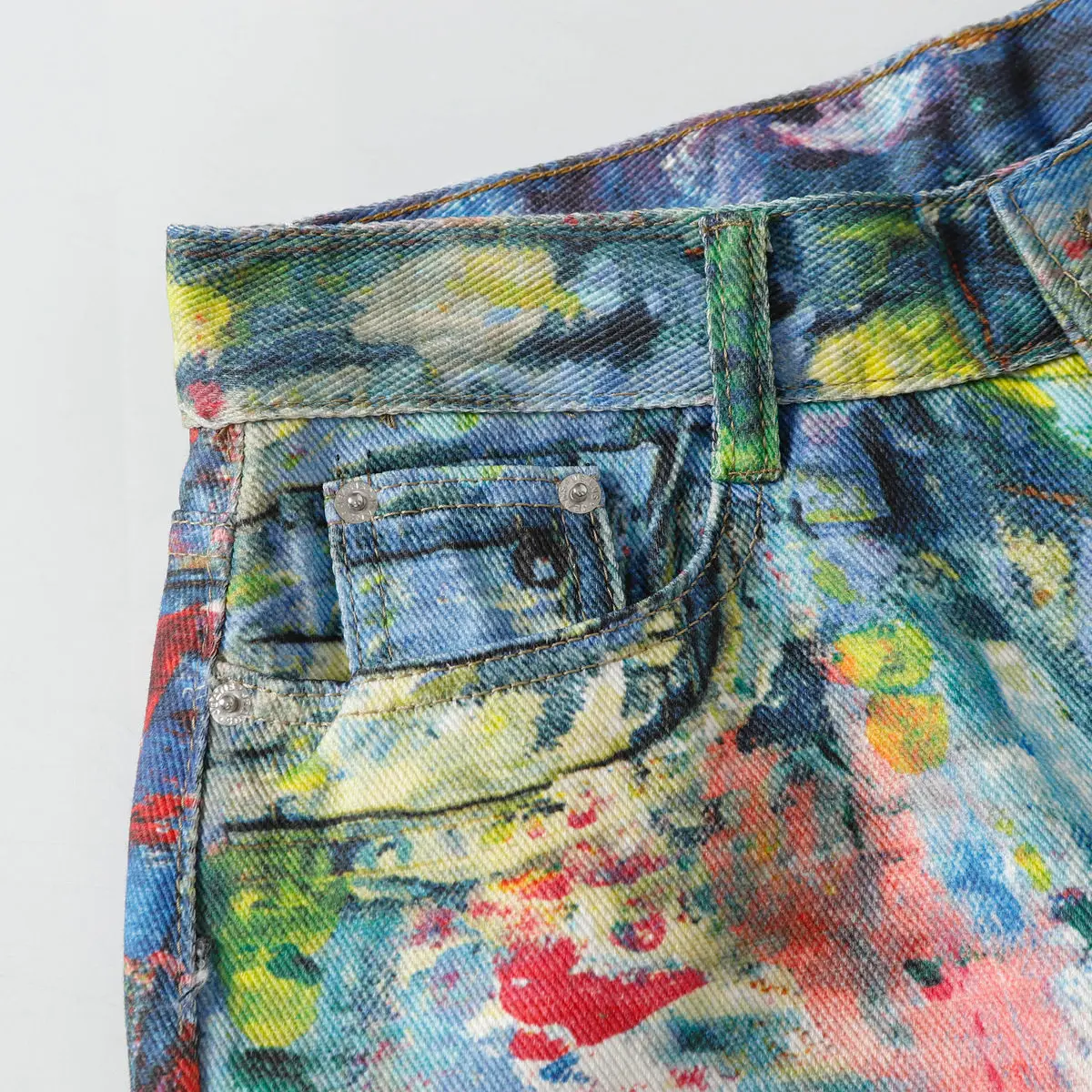 Street Style Graffiti Baggy Jeans - pattern close-up