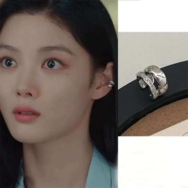 

*Korean TV drama My Demon Kim You Jung Same Ear Bone Clip Earrings Silver Color Without Piercing Maillard Style Jewelry Rhinesto