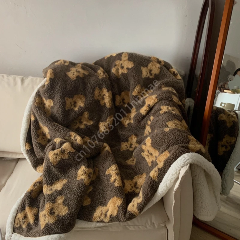 

Siesta Small Items Warm Sherpa Wool Blanket Bear Warm Blanket Leisure Blanket Sofa Blanket Small Blanket Household Goods