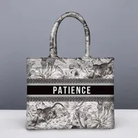 Small Size Luxury Design Canvas Letters Tote  Mommy Bags For Lady Fashion Exquisite Shopper Bag Women's Custom Printing Handbag 6