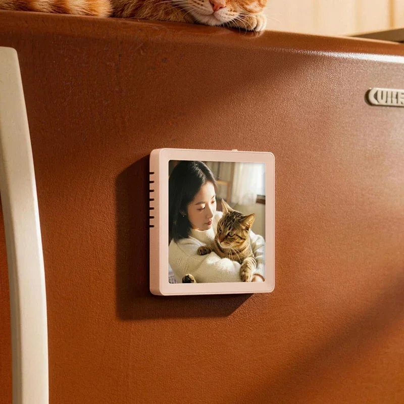 Multifunctional Magnetic Bluetooth Speaker & Photo Frame with Audio Playback