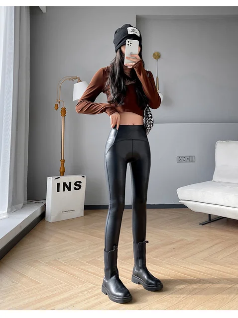 Fleece Lined Matte Faux Leather Leggings 32