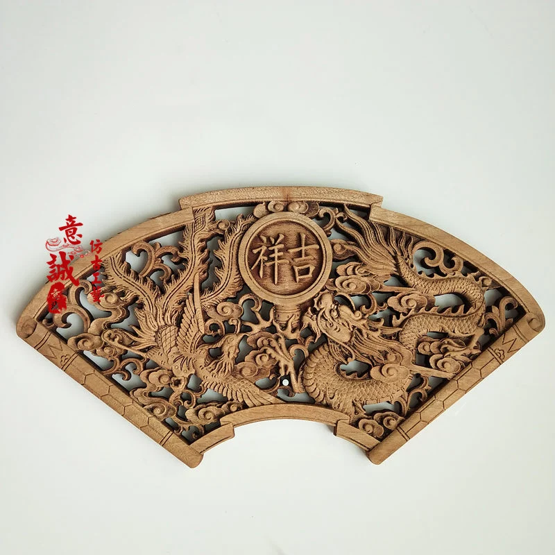 Traditional Chinese Woodcarving Wall Hanging Camphor Wood 3d Exquisite Dragon Phoenix Flower Carving Craft Home Decoration