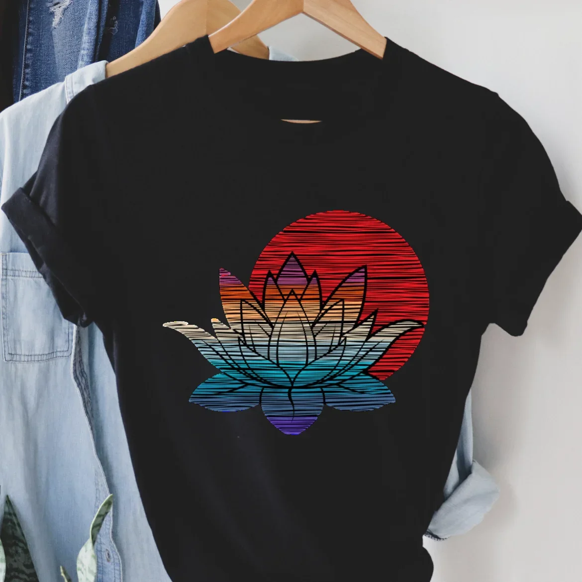 

T-Shirt Fashion T-Shirt Top Women's 90s Printed Flower Pattern Cute Funny Round Neck T-Shirt Black Short Sleeve Women's T-Shirt.