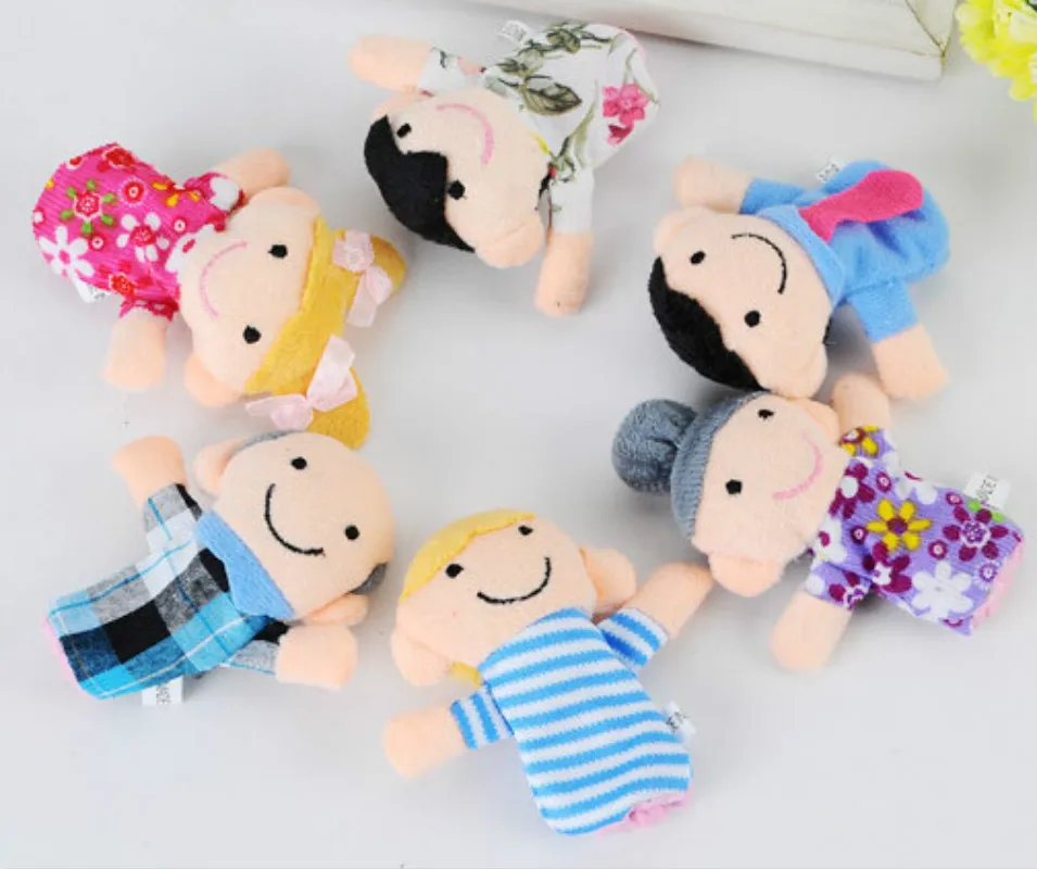 1Pcs Family Finger Puppet Cloth Doll Baby Educational Hand Toy Funny Kids Doll Toy