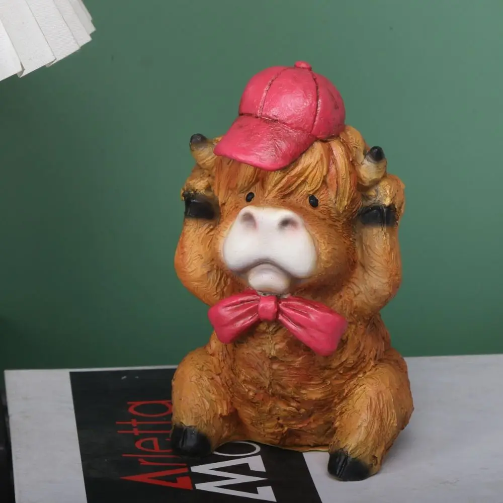 Resin Cartoon Cow Ornament Handmad Realistic Highland Cow Decor Crafts Funny Doll Animal Action Figure Kids Birthday Gift